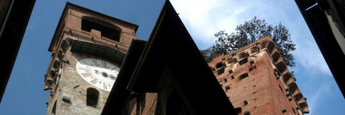 torre guinigi e torre delle ore di Lucca